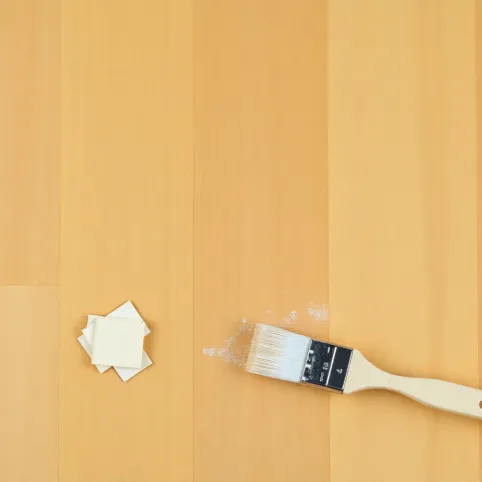 Jaka farba na lakierowane drewno