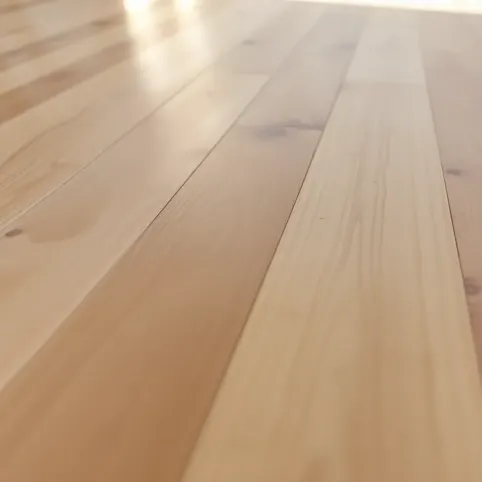 Renowacja podłogi drewnianej cena